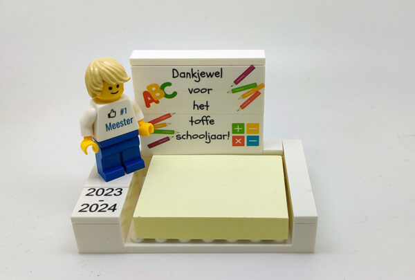 Bedankje einde schooljaar in Lego - origneel en uniek voor juffen en meesters