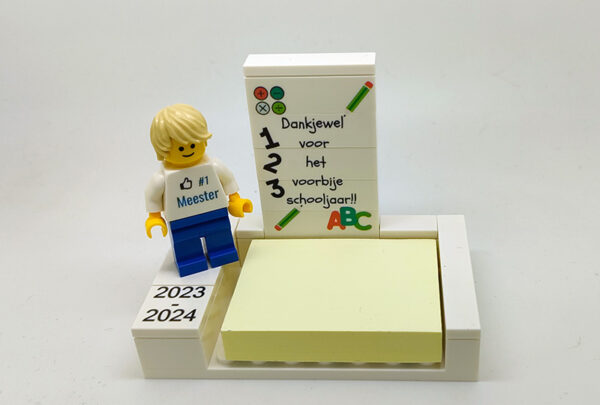 Bedankje einde schooljaar in Lego - origneel en uniek voor juffen en meesters