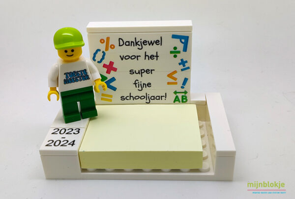 Bedankje einde schooljaar in Lego - origneel en uniek voor juffen en meesters